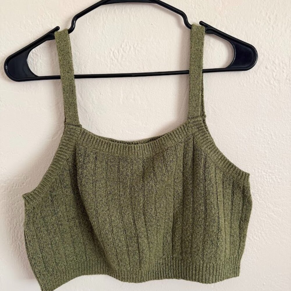 Wild Fable Knit Cropped Top – Size XL, Green (Gently Used, Good Condition)